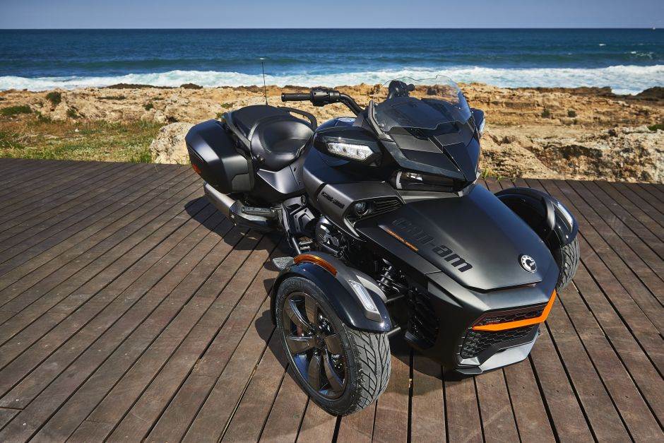 Can-Am Spyder F3 Limited - Special Series Triple Black